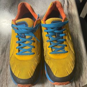 Hola one one torrent trail gold fusion / Dresden blue.